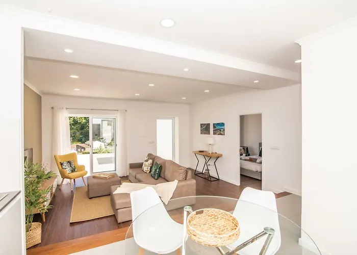 Casa Do Outeiro With Heated Pool 30c Holiday home